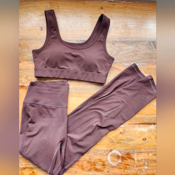 Two piece brown Azurfit gymset, sports bra and leggings - Picture 1 of 7